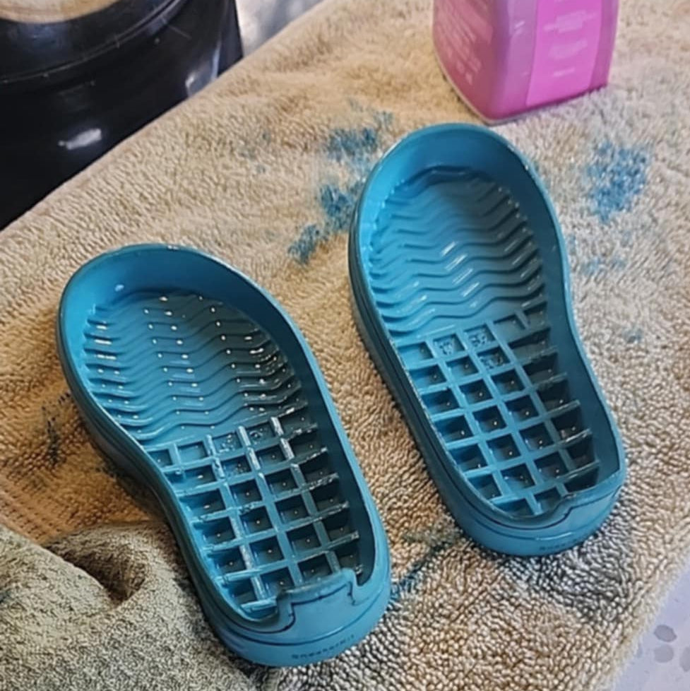 Rubber Sole Dye